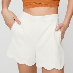 WILFRED ARITZIA WHITE ARBRE SHORT SCALLOPED